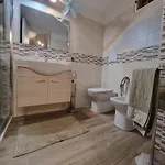 Demi Apartman