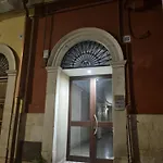 Demi Apartman